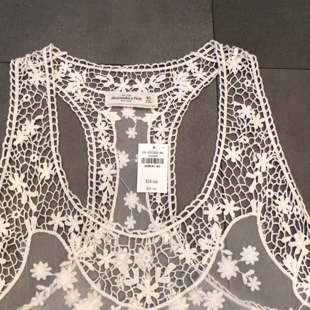 Abercrombie & Fitch Sheer Embroidered Top - Picture 3 of 10
